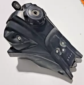 Réservoir essence essence Yamaha WR250F 2008-2013 08-09 WR450F WR 250 450 07 - Photo 1 sur 11