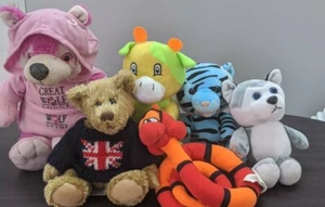 Plush Animals Lot Of 6 - tiger wolf bear cow sneak London bear stuffed animals - Picture 1 of 9