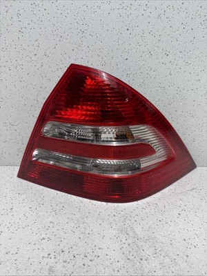 2005-2007 Mercedes-Benz C230 C240 W203 C-Class Right Passenger Tail Light - Image 1 of 4