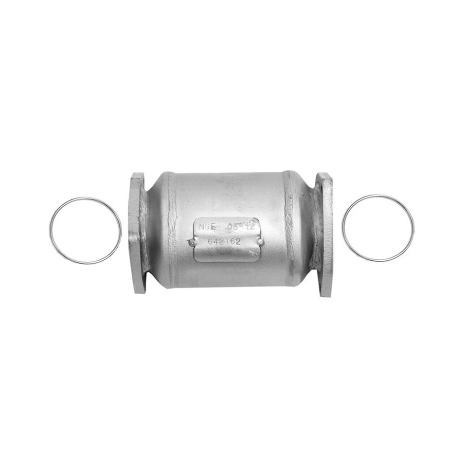 Front Catalytic Converter For 2005-2008 Suzuki Reno - Imagem 1 de 2