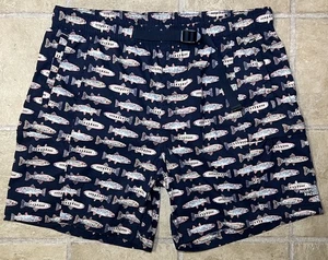 The North Face Class V 7" Shorts Mens Size Large Trout All Over Print Navy VGC - Picture 1 of 7