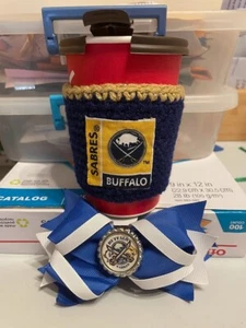 Buffalo Sabres NHL Haarschleife/Kaffeetasse Cozie - Bild 1 von 4