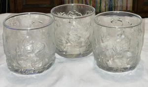 ANCHOR HOCKING 8 Oz TUMBER CLEAR LEAVES & ACORNS PRESSED PATTERN GLASS AHC45 VTG - Picture 1 of 24