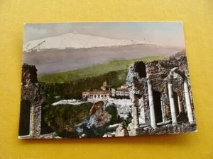 (FG.C09) TAORMINA - HOTEL SAN DOMENICO e L'ETNA visti dal TEATRO GRECO (vg 1955) - Imagen 1 de 2