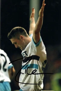 WEST HAM & IRELAND: ROBBIE KEANE SIGNED 6x4 ACTION PHOTO+COA - Picture 1 of 1