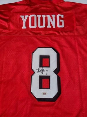 Camiseta firmada por Steve Young de los 49ers de San Francisco con autenticación PSA NFL HOF Foto 1 de 4