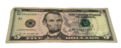 2013 $5 US Dollar Bill Star Note Replacement Note 320,000 Print Run MB00185926* - Image 1 of 2