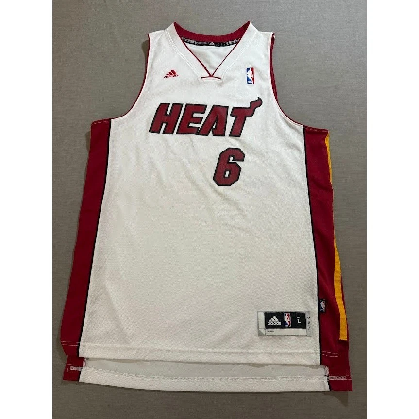 Camiseta deportiva de baloncesto Adidas Miami Heat LeBron James 6 blanca roja amarilla talla L Foto 1 de 4