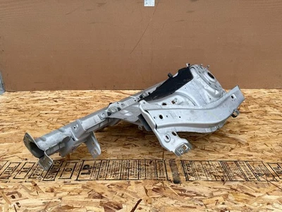 FORD MUSTANG GT 2015-2017 OEM MARCO CONDUCTOR DELANTERO IZQUIERDO RIEL DELANTAL MONTAJE CORTE Foto 1 de 4