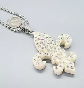 Collares colgantes con dije de diamantes de imitación blancos flor de lis de New Orleans Saints para mujer - Imagen 1 de 4