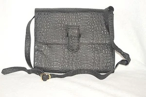 GRAND TRADITIONS Black Croc Embossed Shoulder/ Cross Body Bag * XLNT+ - Picture 1 of 3