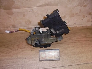 MAZDA 323F 1999 HATCH OFFSIDE DRIVER SIDE REAR CENTRAL LOCKING MOTOR ACTUATOR - Picture 1 of 1