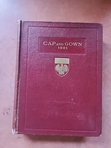 Vintage 1921 CAP AND GOWN UNIVERSITY OF CHICAGO YEARBOOK 1921 - Picture 1 of 8