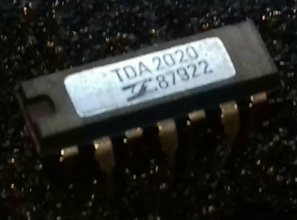 1 pcs  TDA2020 20W Hi-Fi power audio amplifier NOS 80's = MDA2020 - Bild 1 von 1