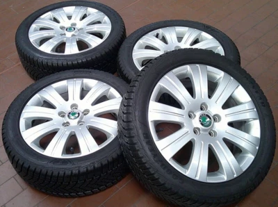 Original Skoda Octavia II 3T Winterräder 205/50 R17 93V Goodyear 3T0601025J - Bild 1 von 4