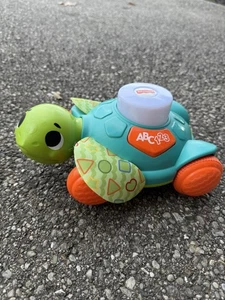 Fisher-Price Linkimals Spielen Sie zusammen Meeresschildkröte interaktive Aktivität Musikspielzeug - Bild 1 von 9
