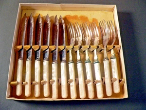 Vintage JP & S 12 Piece Silver Plate Fish Knives & Forks Serving Set EPNS Boxed - Picture 1 of 5