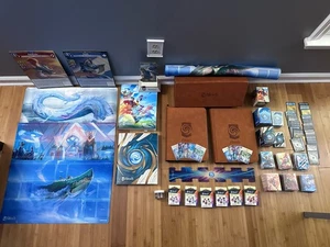 MASSIVE Altered TCG Instant Collection - 75+ pezzi unici, playset, promo, altro! - Foto 1 di 8