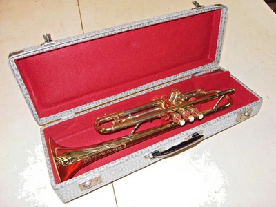 schöne Bb Trompete Hüttl Paneuropean mit Koffer und Mundstück Modell Line 800 - Bild 1 von 4