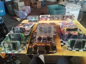 21 vintage 1/64 scale Nascar racing cars  - Picture 1 of 2