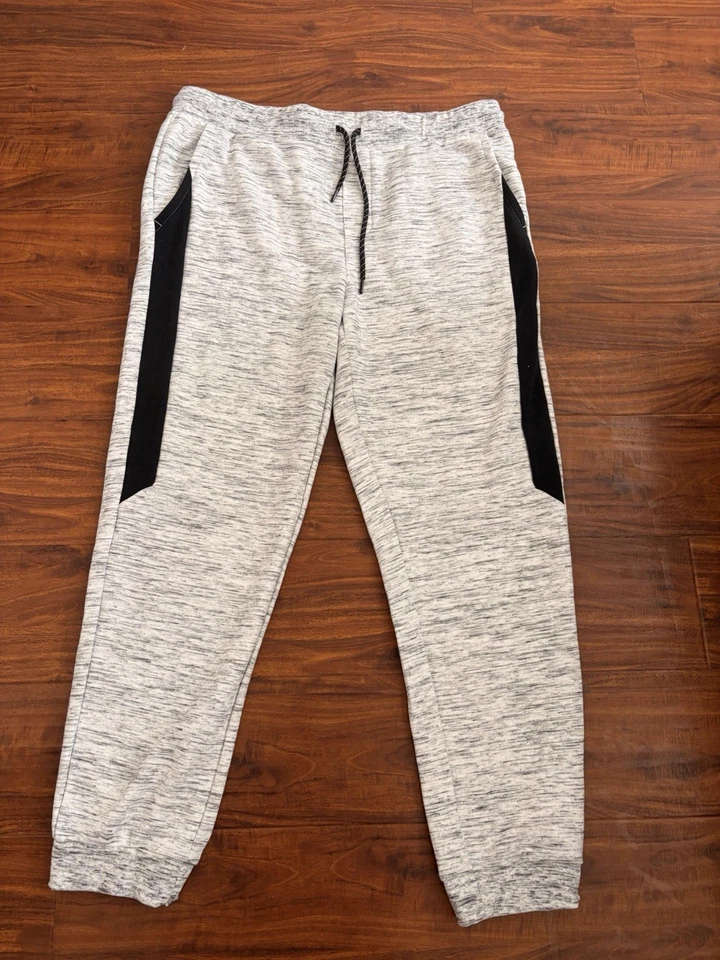 Pantalones de chándal Urban Pipeline para hombre grandes grises y blancos cintura elástica cordón nuevos con etiquetas Foto 1 de 4