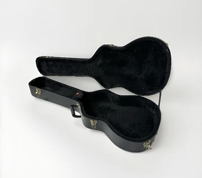 Estuche de guitarra Ibanez negro rígido bloqueable con bloqueo interior de felpa negra Foto 1 de 4