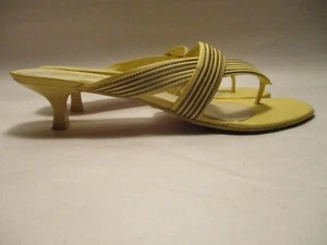 Unisa Cancunn Womens 8 1/2B Brown/Yellow Leather Kitten Heel Thong Sandals - Picture 1 of 9