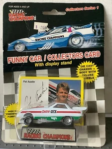 ✅ Die-Cast Racing Champions 1:64 Funny Car/Castrol Pat Austin (DL58-9R22/1)-0 - Bild 1 von 3