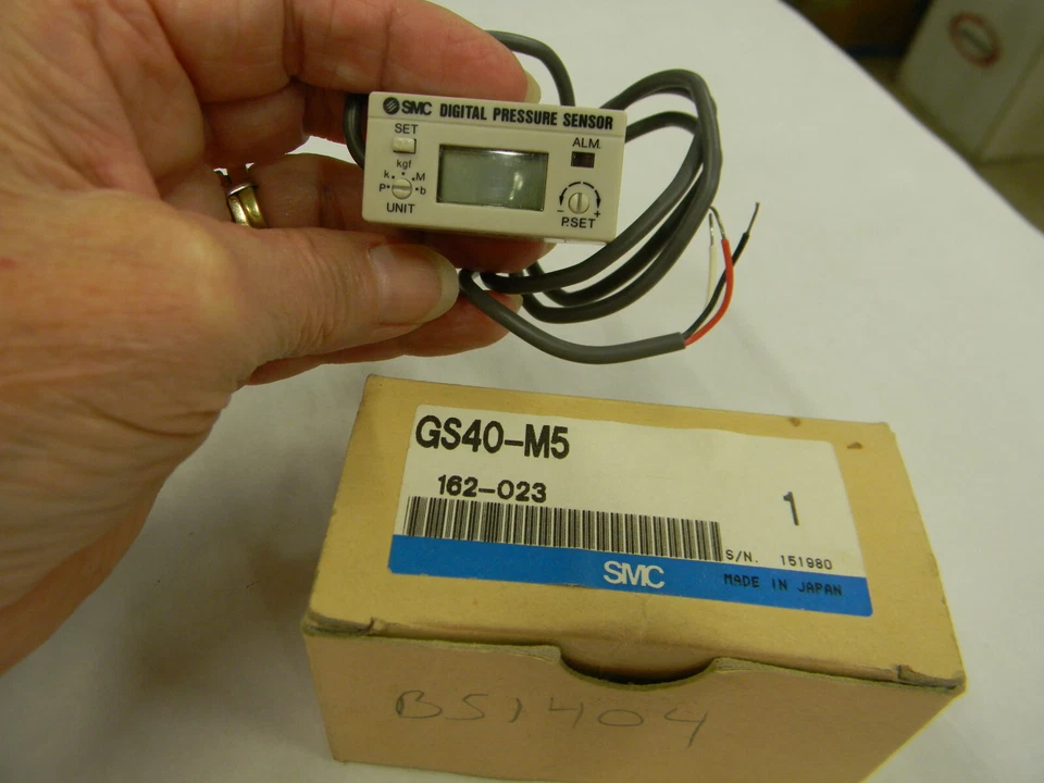 New SMC GS40-M5 Digital Pressure Sensor  M1 - Image 1 of 3