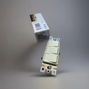 🔴Leviton 1755-A 15A 120V Decora 1P Rocker Triple 3 Combination Light Switch‼️ - Picture 1 of 6