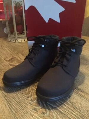 Mujer Toe Warmers Trek Impermeable Botín en Negro Foto 1 de 4