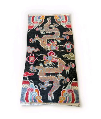Colorida alfombra oriental antigua tibetana dragón lana anudada a mano principios del siglo XX Foto 1 de 4