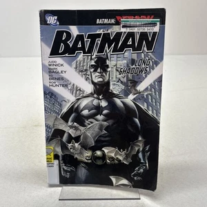 Batman: Long Shadows by Judd Winick PB 2011 - Picture 1 of 8