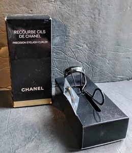 NEU CHANEL Black Recourbe Cils De Chanel Wimpernzange - Bild 1 von 9