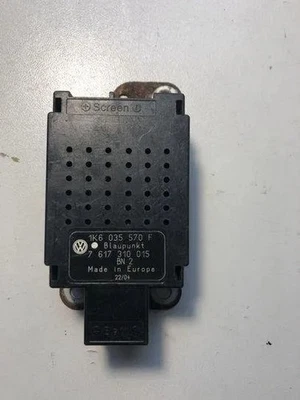 Amplificateur antenne VW GOLF V Variant 1K5 1K6035570F diesel 77kw 2005 23927650 - Photo 1/3