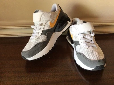 Nike AIRMAX Niños Zapatilla Talla 10.5C Apenas Usada Pull On Blanco Gris Amarillo Logo Foto 1 de 4