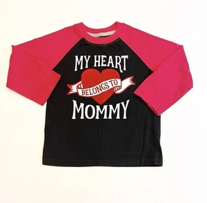 My Heart Belongs To Mommy ~ Gr. 3T Valentinstag Shirt - Bild 1 von 4