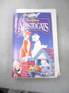 The Aristocats (VHS, 1996) Walt Disney Masterpiece Clam Shell 2529 - Picture 1 of 2