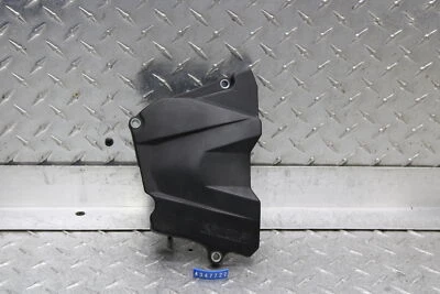 Yamaha YZF R6S 2009 cubierta de piñón del motor 5SL-15418-00-00 Foto 1 de 4