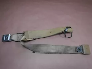 Jeep Grand Wagoneer 1988 Driver Seat Belt Receiver Factory OEM Free Ship - Picture 1 of 9