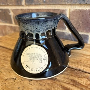 Vintage Deneen Mug Minnesota Bear Black Dijon Drip Glaze Impressed John Deneen - Picture 1 of 10