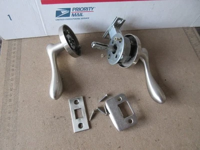 Pestillo de paso Valli & Valli VCR usado - níquel cepillado (P 185) Foto 1 de 4