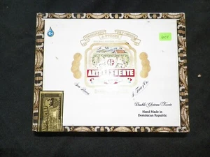 ARTURO FUENTE DOUBLE CHATEAU FUENTE  EMPTY WOODEN CIGAR BOX - Picture 1 of 5