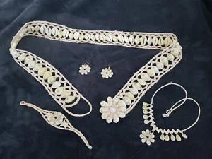 Cintura Cowrie Shell e accessori unisex, collana, bracciale e orecchini nuovi - Foto 1 di 6
