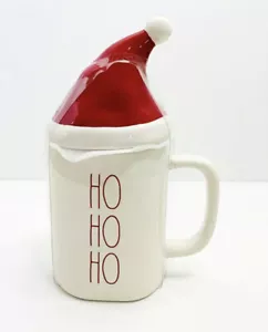 NUOVA TAZZA RAE DUNN "HO HO HO" CON CAPPELLO ROSSO BABBO NATALE 2020 TAZZA CERAMICA - Foto 1 di 4