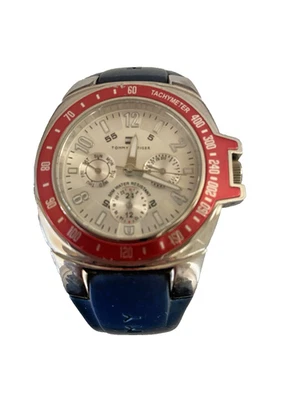 TOMMY HILFIGER MENS SPORTS WATCH  CHONOGRAPH F90309 New Battery Original Owner - Image 1 of 4