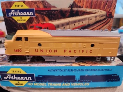 ATHEARN F7 SHELL ONLY HO SCALE  LOCOMOTIVE UNION PACIFIC 1480 - Image 1 of 4