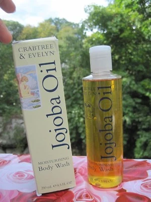 Crabtree & Evelyn Jojoba Oil Moisturizing Body Wash Gel 8.5 oz New in Box  - Image 1 of 3