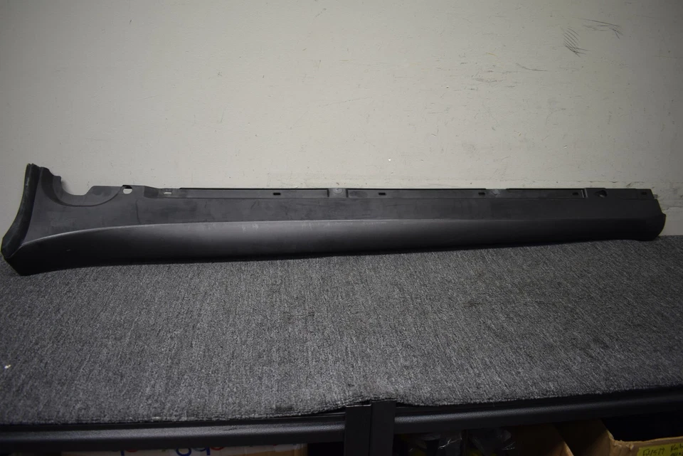 Moldura basculante Porsche 911 2006-2013 lado izquierdo fábrica OEM Foto 1 de 4