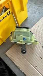 Original Mercedes W203 W209 Gearbox A2032675524 Gearshift - Picture 1 of 2
